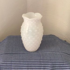 🏺 Milk Vase